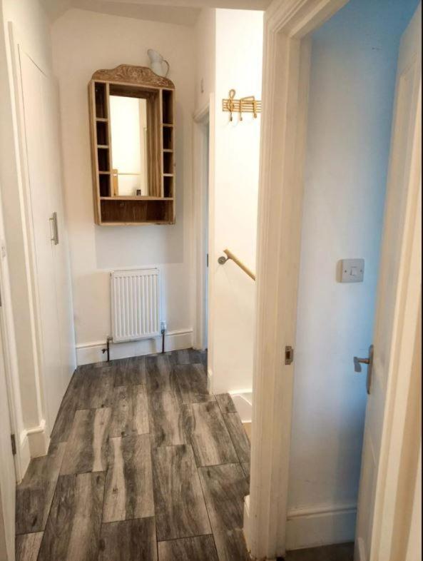 Stylish 2-Bed Flat, Quick Access To London Sights公寓 外观 照片