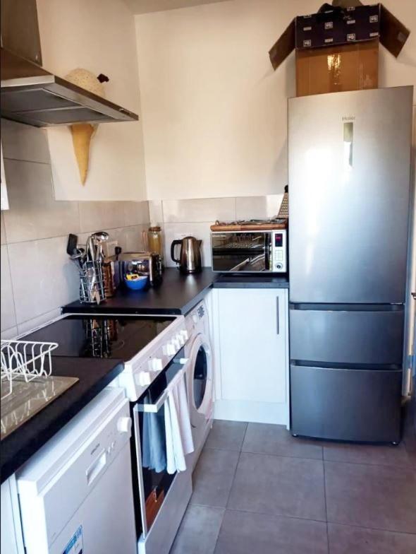 Stylish 2-Bed Flat, Quick Access To London Sights公寓 外观 照片