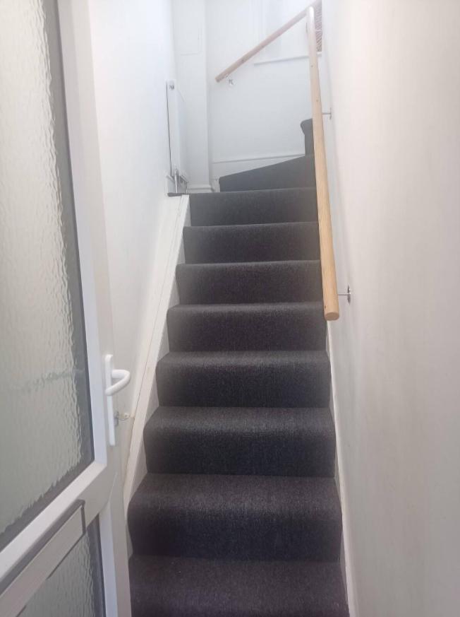 Stylish 2-Bed Flat, Quick Access To London Sights公寓 外观 照片